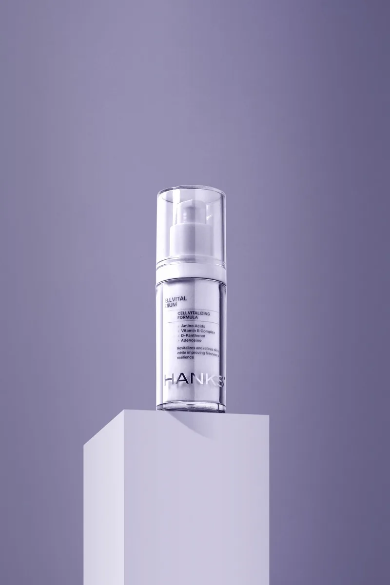HANKS' Cell Vital Serum on pedestal
